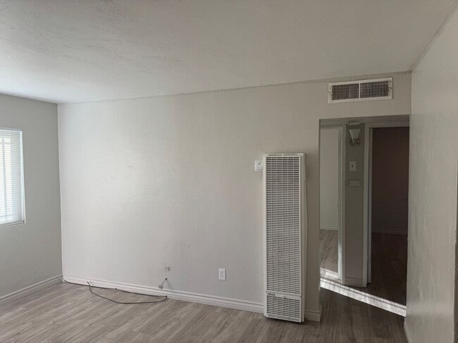 Photo - 1909 Kentucky St Unit B