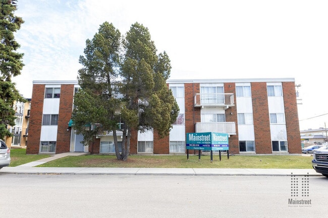 Building Photo - Capital Manor