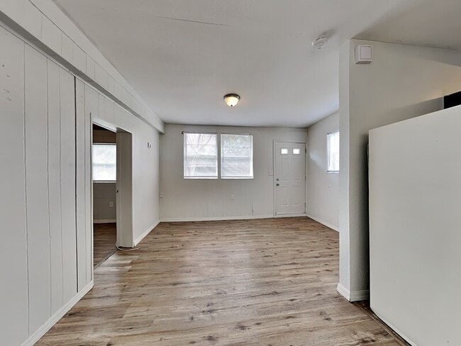 Photo - 307 S Montgomery Ave