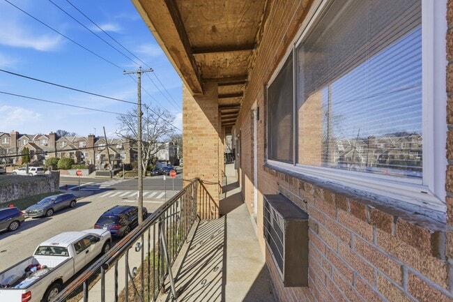 Photo - Fernrock Apartments
