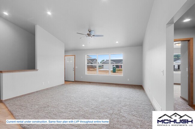 Photo - 1719 Sovereign Way