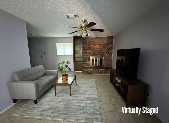 Photo - 2211 Wheeler Ave Unit Apt A