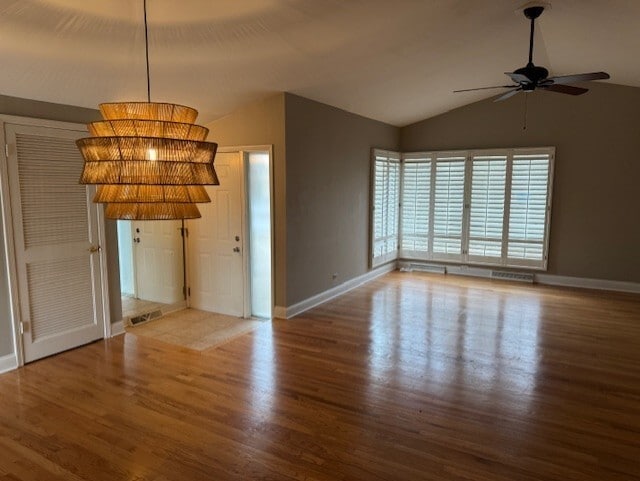 Photo - 1124 Holly Ct