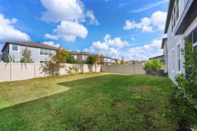 Photo - 33251 Sycamore Leaf Dr