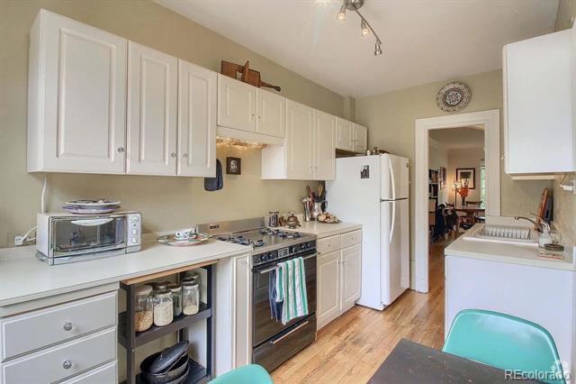 Building Photo - 1105 York St Unit 7 Rental
