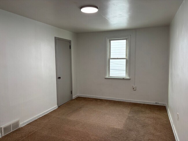 Photo - 104 Sewickley Ave Unit B