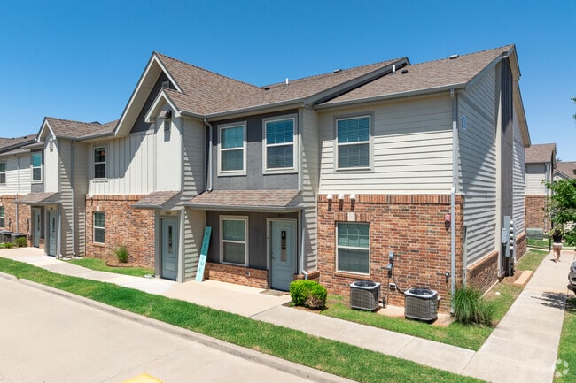 Legacy Trail Apartments