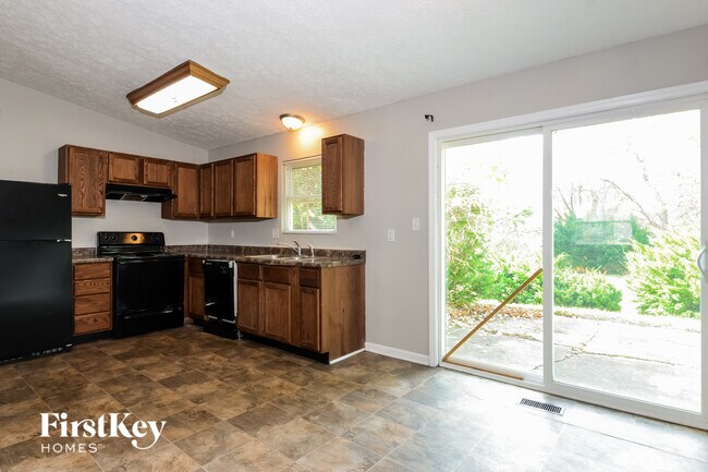 5606 Winship Dr