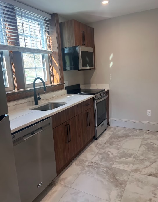 1 Lincoln Ave Unit 1
