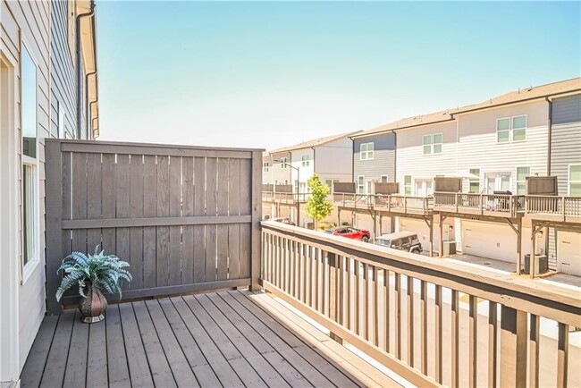 Photo - 756 Payton Ln