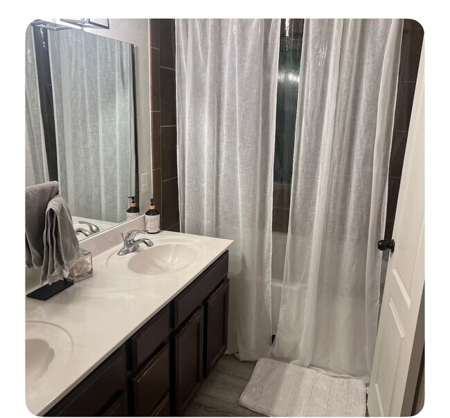 Photo - 3229 Muddy Point Ln