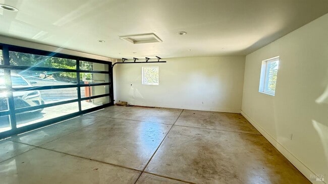 Photo - 221 El Toyonal