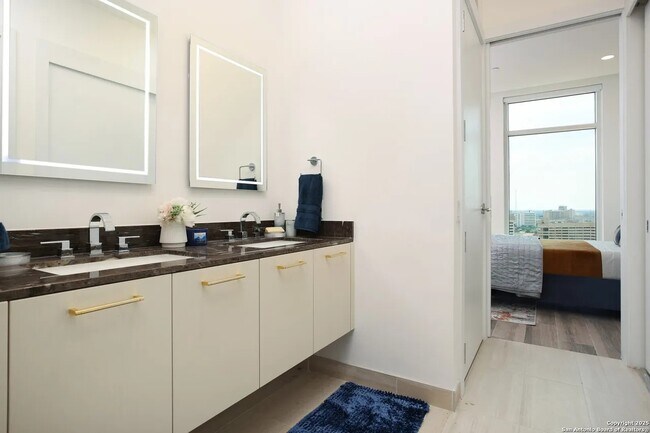 Photo - 123 Lexington Ave Unit 1210