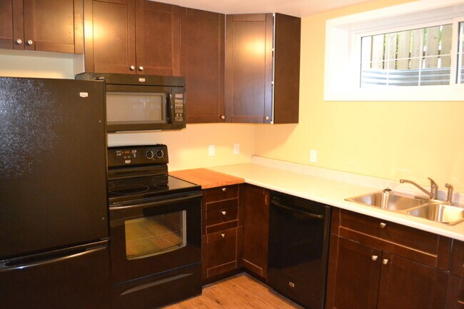 Photo - 2513 McPherson Ave
