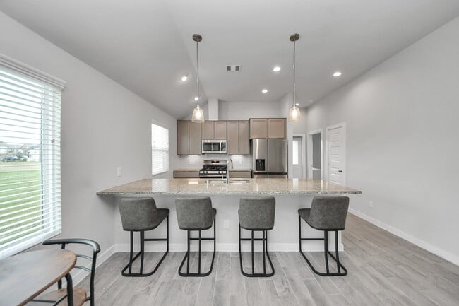Photo - 2643 Oakleaf Ash Ln