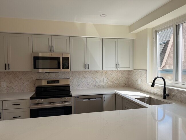 Photo - 332 Franklin St Unit 302