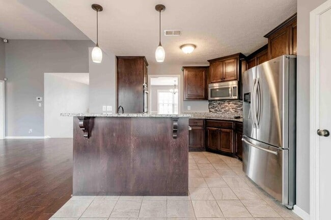 Photo - 1063 Freedom Dr