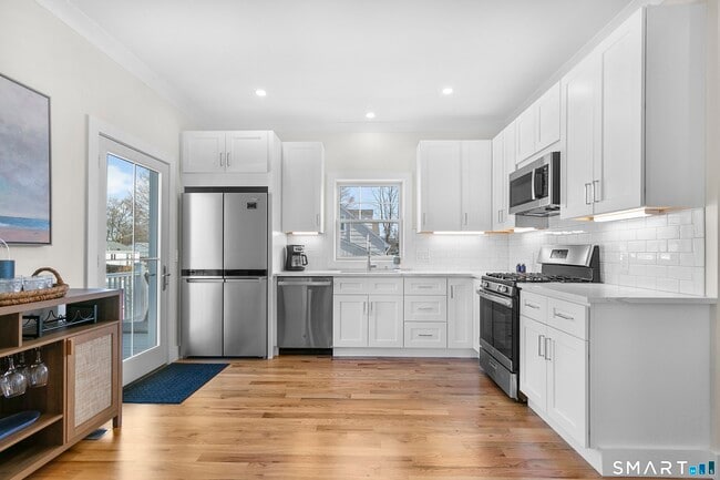 Photo - 12 Sandy Way