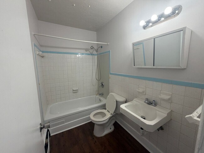421 Poplar Level Ct Unit 406