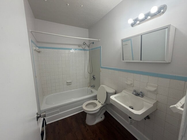 Photo - 421 Poplar Level Ct Unit 406