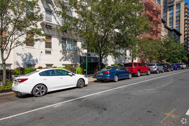 235 W 70th St, Nueva York, NY 10023 - 235 W 70th St