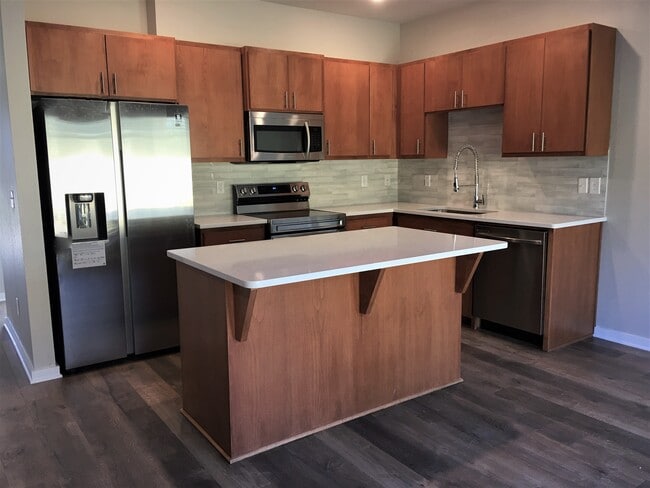 Kitchen - 10612 Brothers Ln Unit B