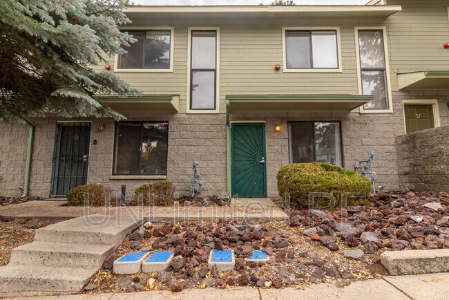 Building Photo - 6315 St Nicholas Cir