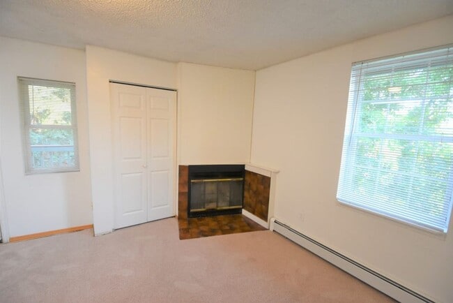 Photo - 1 bd apt in 7 unit complex on The Hill. Unit 7