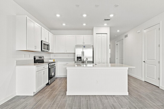 Photo - 3538 Spanish Cedar Pl