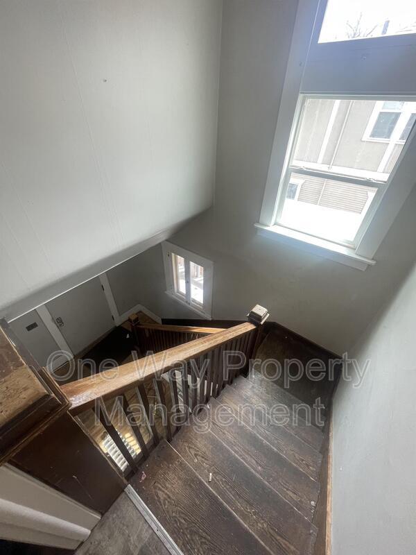 Photo - 1859 10th Ave