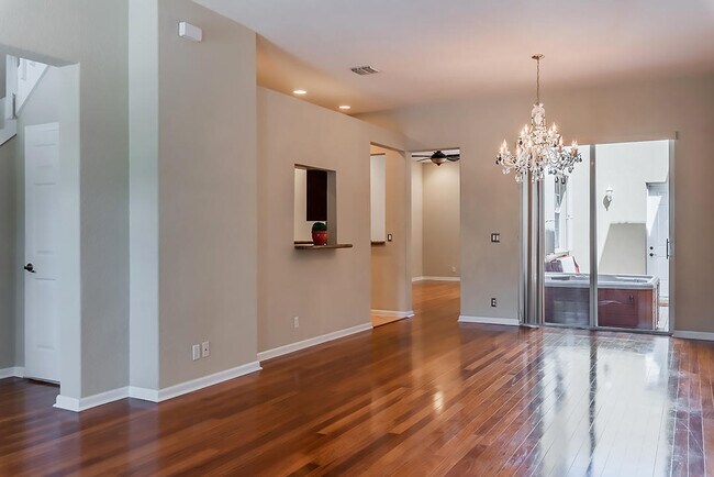 Photo - 2502 NW 4th St