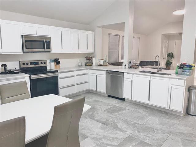 Building Photo - 1042 Warbler Ln