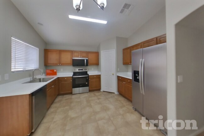 1516 E Saguaro Trail