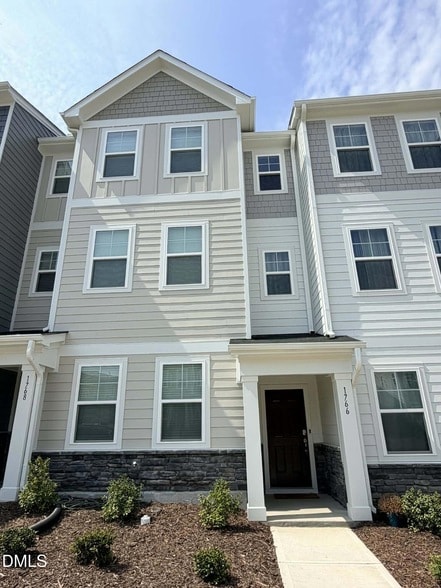 Building Photo - 1766 Night Sky Trl