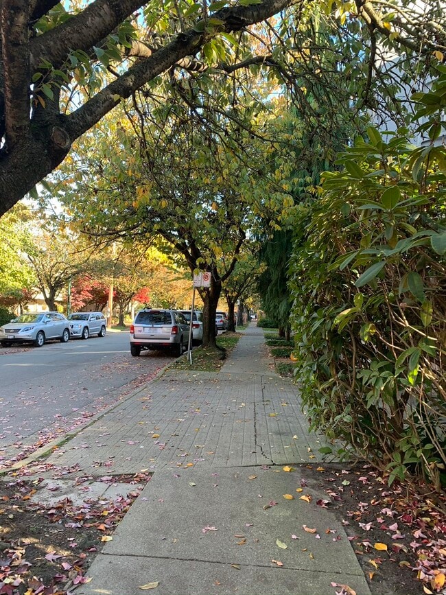 Photo - 1182 W 7th Ave