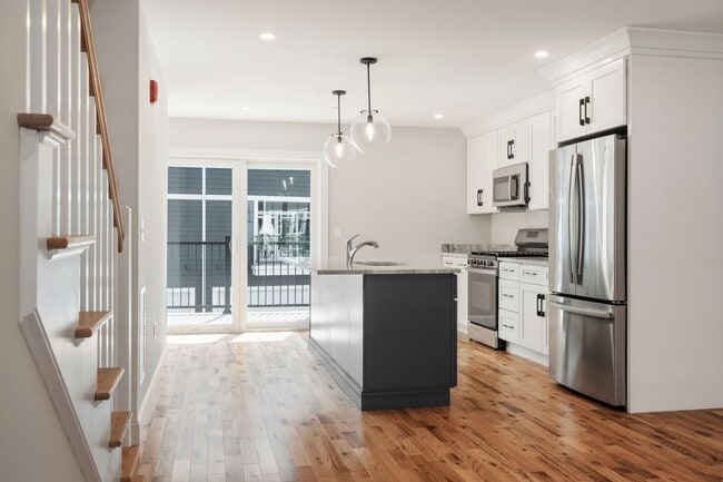 Photo - Yokens of Portsmouth