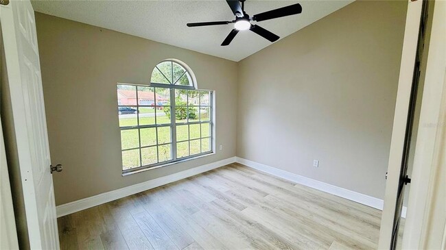 Photo - 15613 Greater Groves Blvd