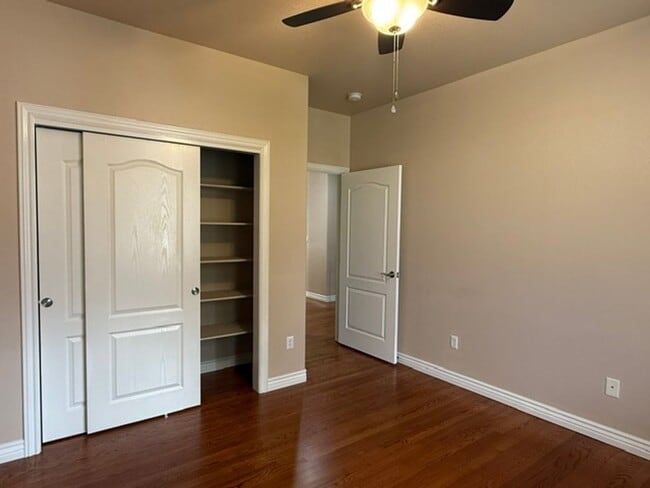 Photo - 400 Sterling Dr