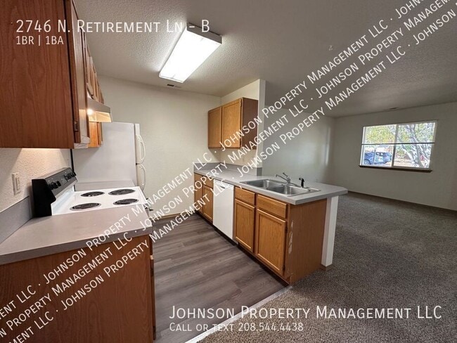 Photo - 2746 N Retirement Ln Unit B