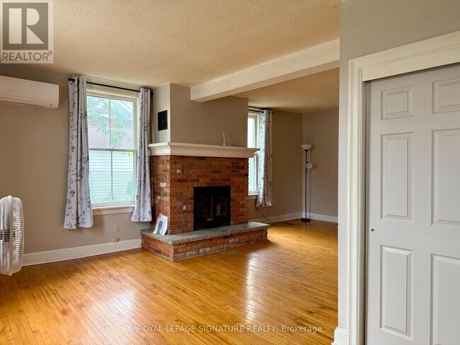 Photo - 12 Hemlock Ave