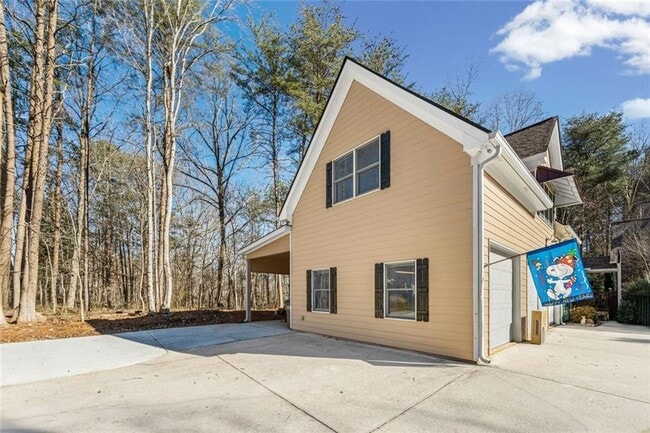 Photo - 4640 Chestatee Pointe Rd