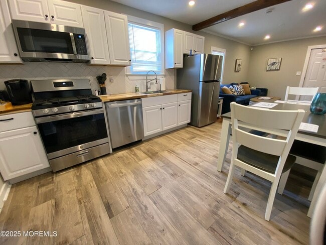 Photo - 215 Webster Ave