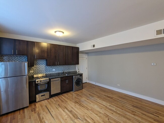 Photo - 2900 N Mildred Ave Unit 900-GDN