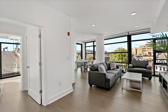 Photo - 2007 Vermont Ave NW Unidad ID1395471P