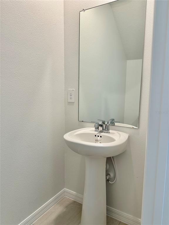 Photo - 17761 Pleasantview Blvd