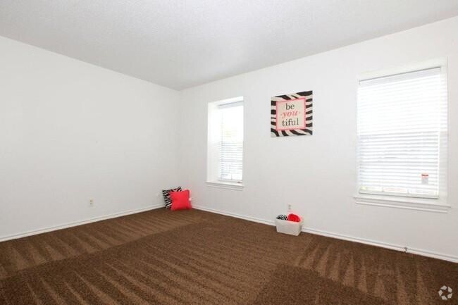 Building Photo - 1 bedroom in Dallas TX 75208 Unit # 53 Rental