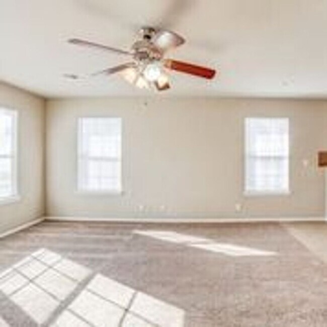 Photo - 2993-2995 CD Unit 2993 CD