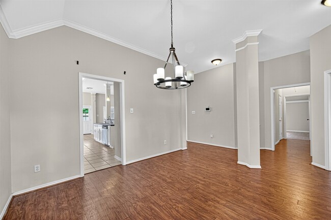 Photo - 3619 Parkshire Dr