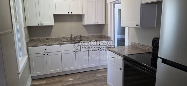 Photo - 21 Knight St Unit 1
