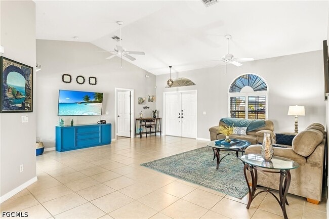 2014 NW 25th Pl